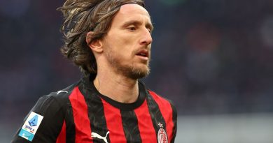 Pisa'da Milan'a karşı, heyecan dorukta, mücadele başlıyor