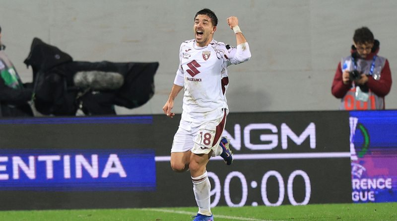 Simeone Torino'da, Napoli kasasına 55 milyon Euro ekledi