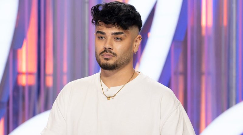 Genç yetenek, sahnedeki kararlılığıyla parlıyor