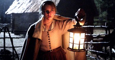 Karanlık, gerilim, tarih kokan bir büyü hikayesi