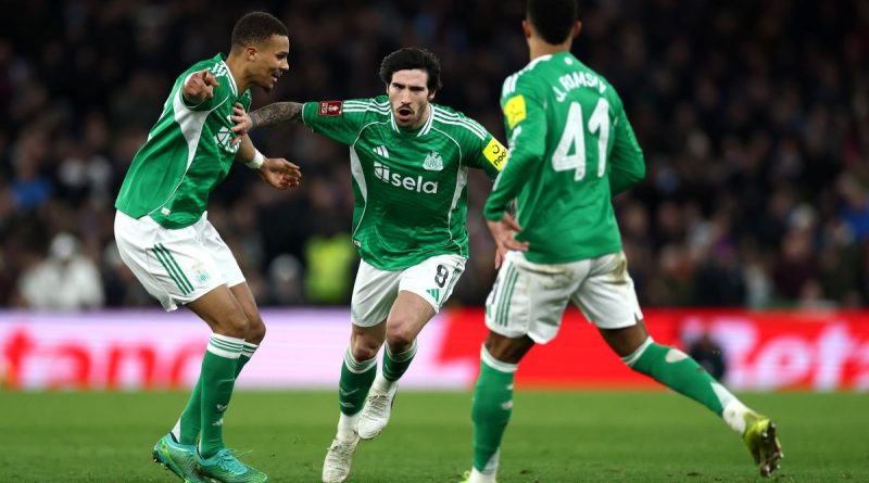 Tonali parladı, Newcastle'ı kupaya taşıdı!