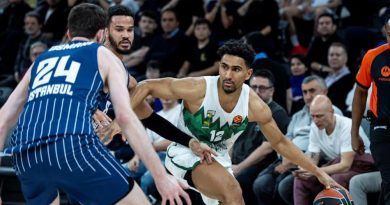 Anadolu Efes, nefes kesti, Zalgiris'e geçit vermedi!