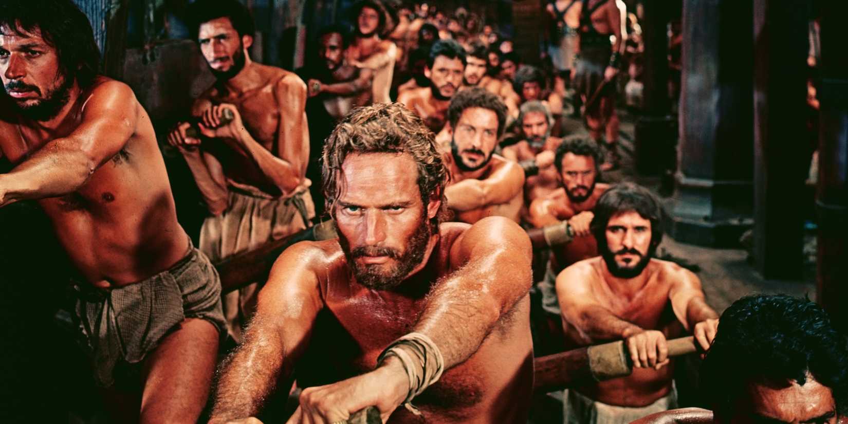 Heyecan dorukta, kahramanlar yolda, dünya keşfedilmeyi bekliyor