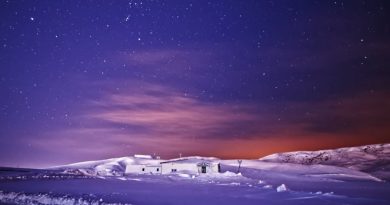 Gökyüzü dingin, yıldızlar fısıldıyor, anılar kalıcı