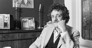 Edebiyatın derinliklerine yolculuk, keşfedilmeyi bekleyen hazineler