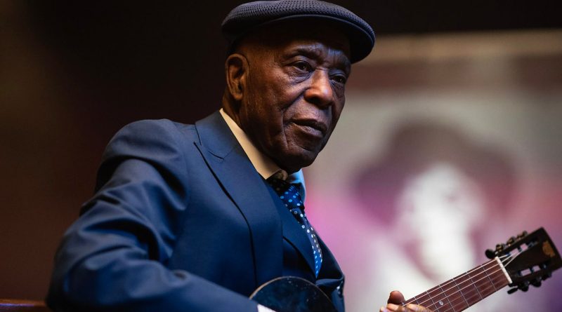 Korku filmi dalgasında, hala büyüleyici bir etki bırakıyor