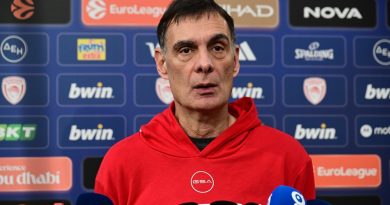 Gergin anlar, Dubai'de basketbol, Bartzokas'tan sert açıklama