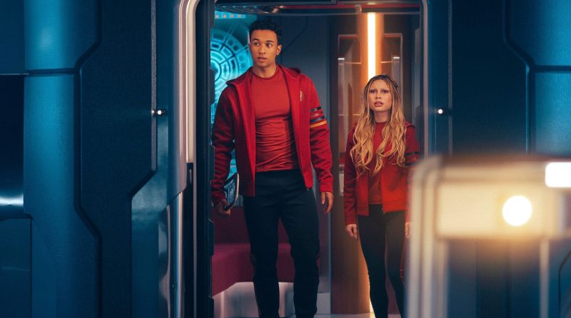 Geçmişe yolculuk, Akademi'de sakin ama etkileyici anlar