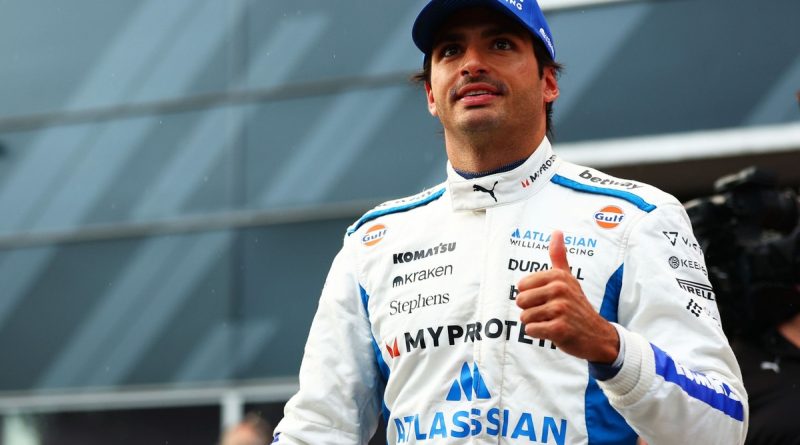 Küçük hayranın sevinci, pilotun yüzünde gülümseme