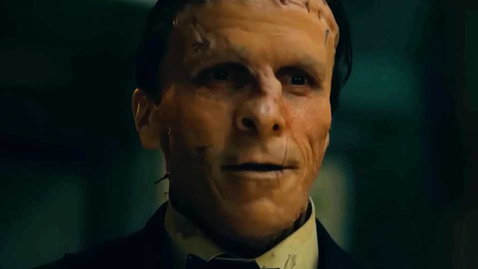 Yeniden doğuş, karanlık ve umutsuzluk iç içe