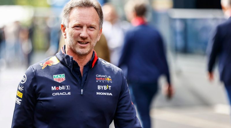 Rekabetin zirvesinde, iddialar havada uçuşuyor