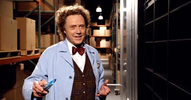 Yıllar sonra yeniden keşfedilen, Walken'in büyülü dokunuşuyla fantastik komedi