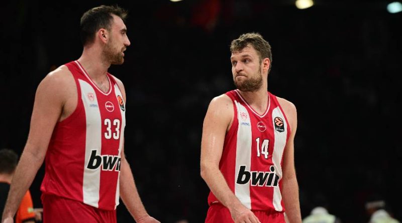 Yunan devi parlıyor, yıldızlar zirvede, basketbol coşkusu