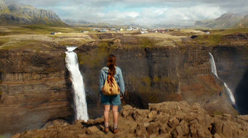 Gizem, nostalji ve yeni bir canavarın izleri