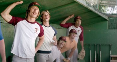 Gençlik enerjisi, beyzbol ve 80'ler ruhu bir arada!