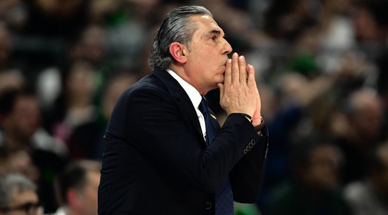 Hakemler, basketbol değil, karmaşa yarattı