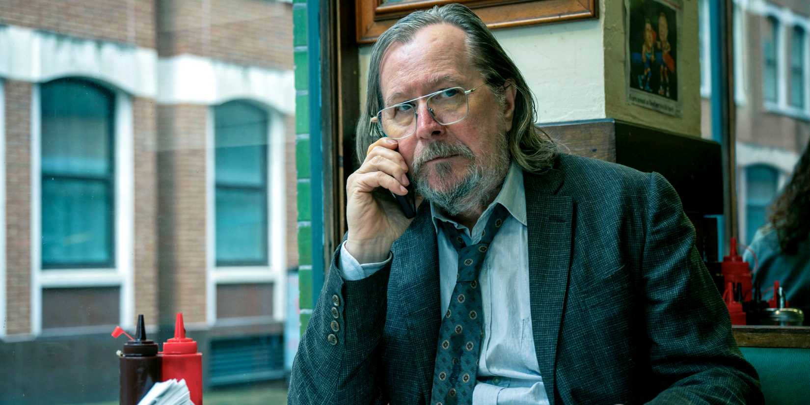 Casusluk, düşüş, Gary Oldman, Apple TV, merak, 6 sezon