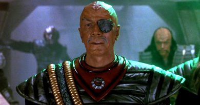 Kaderin fısıltısı, geçmişte yankılanan bir uyarı