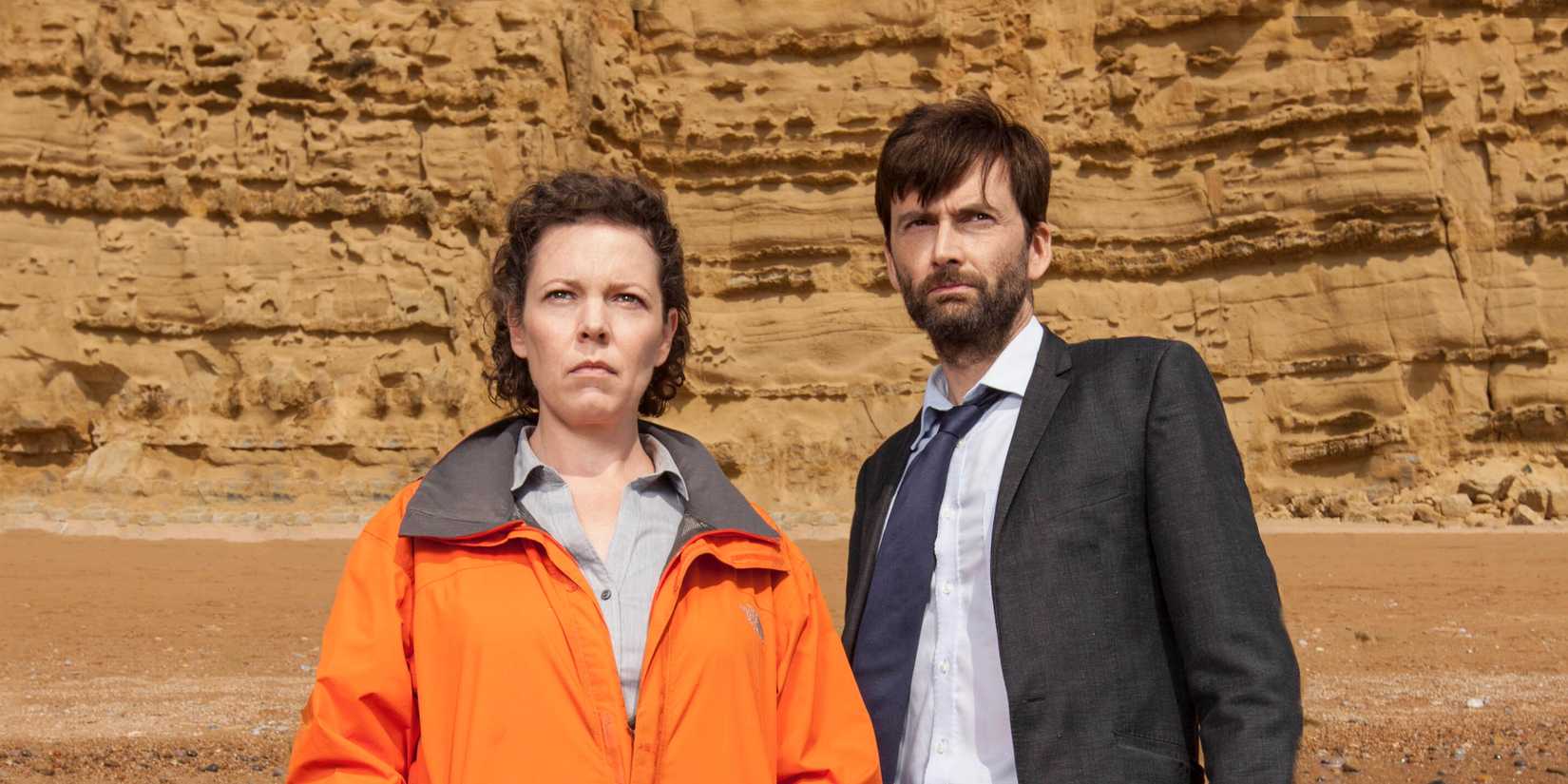 Kıyı kasabası, karanlık sırlar, derin sular, hüzün