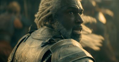 Ejderhalar yükseliyor, taht için kan dökülecek!