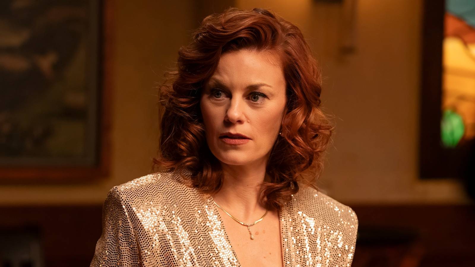 Paraya tapan, gülünç, ahlaki çöküş, aile, gösteriş