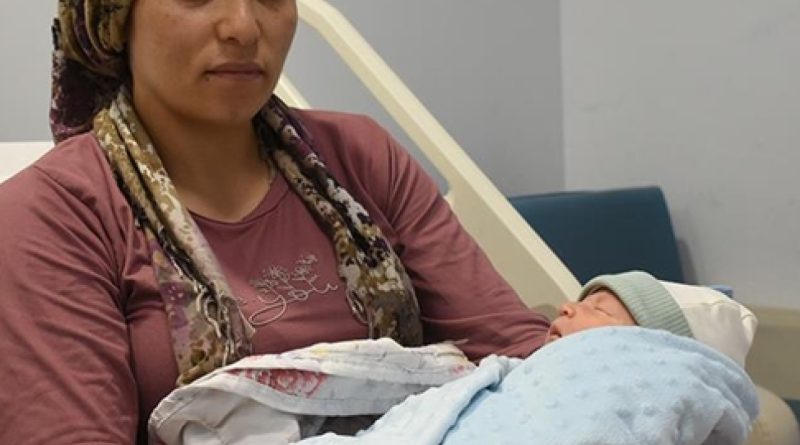 Yeniden doğuş, acı ve sevinç iç içe