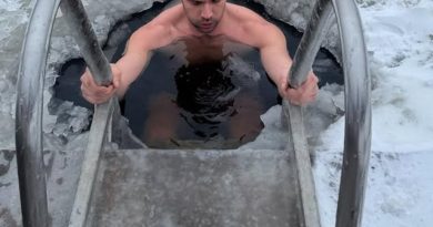 Soğuk sular, kahkaha, İsveç anıları, Caner Topçu