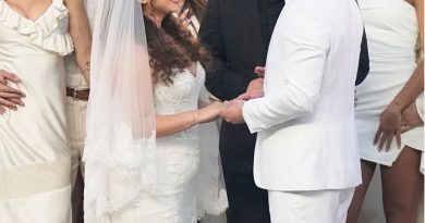 Sahnede aşk, müzik ve sürpriz bir evlilik!