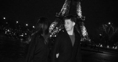 Aşk, Paris, Eyfel Anlar donduruldu, mutluluk parlıyor