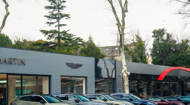 İstanbul'da Aston Martin rüzgarı esti, performans sergilendi