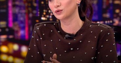 Yıllık dostluktan evliliğe, aşkla örülü bir hikaye