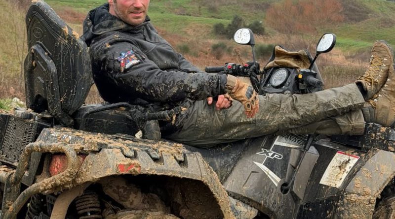 Çamurla kaplı kahkaha, beklenmedik macera anı