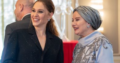 Aşk rüzgarı esti, Fatih ve Başak şaşırttı!