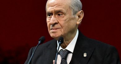 Gençlere örnek, sanatçıyla gurur, liderin takdiri, güzel sohbet