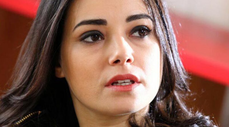 Berlin'de Özgü Namal, Türkiye'ye dair samimi bir açıklama yaptı