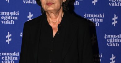 Yılmaz Güney'e saygı, eleştirilere meydan yok