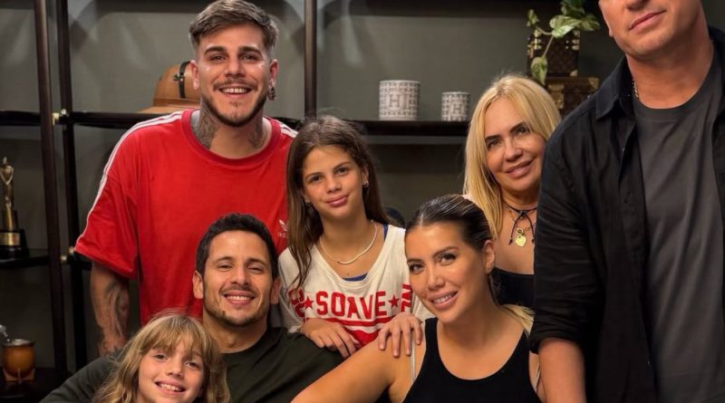 Kardeşin paylaşımıyla aile arasındaki sessizlik dikkat çekti