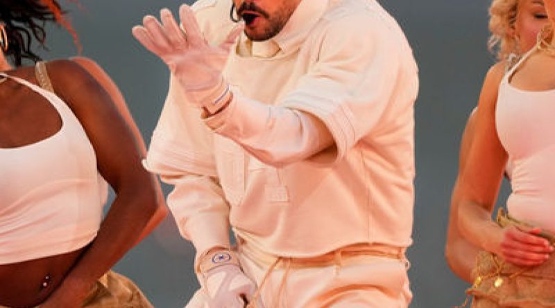 Bad Bunny oyunculuğa adım atıyor, Porto Riko tarihini canlandırıyor!