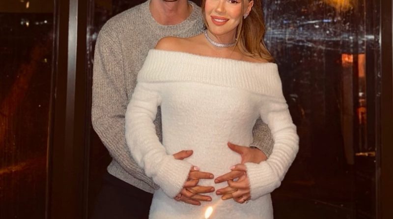 Yeni bir başlangıç, aile saadeti, sevgiyle büyüyen bir hayat