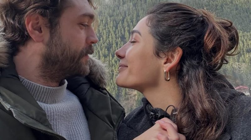 Aşkla dolu bir gün, mutluluklar dilerim!