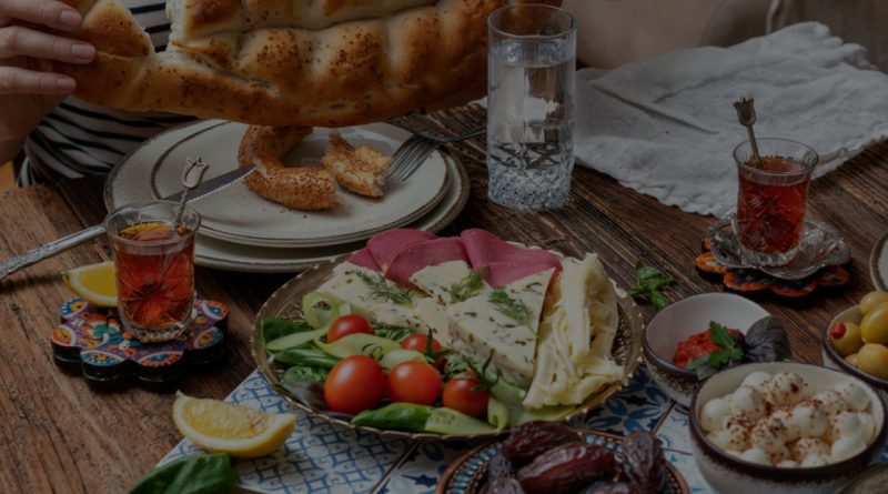 Tatlı telaşı, bilinçli seçimler, dengeli sofralar önemli