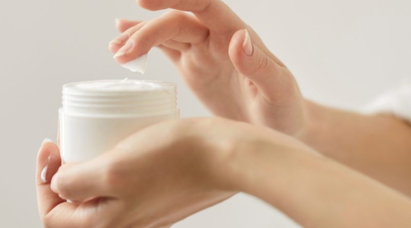 Cilt sağlığı önemli, bilinçsiz kullanım tehlikeli olabilir