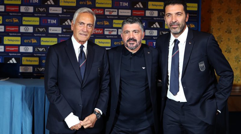 Heyecan dorukta, devler sahne alıyor!