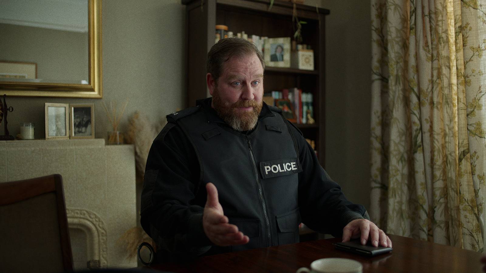 Saplantı, gerçeklik ve karanlık bir hikaye