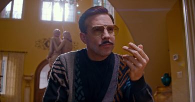 Eski komedi yeniden keşfediliyor, Sudeikis'in yıldızı parlıyor