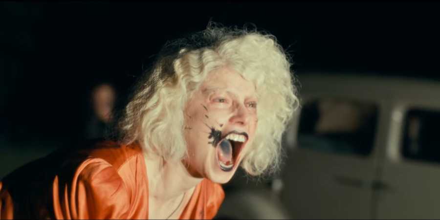 Yeniden doğuş, karanlık ve umutsuzluk iç içe