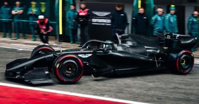 Hız, stil ve gelecek: Aston Martin yeni çağa hazırlanıyor