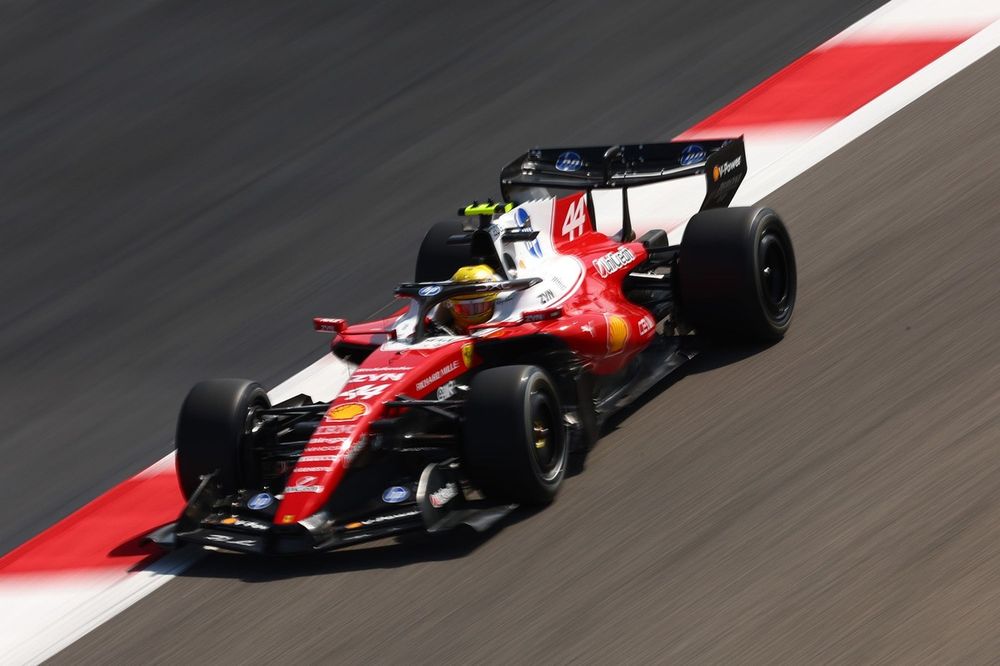 Yeni nesil yarış arabaları, Bahreyn'de ilk kez bir araya geldi