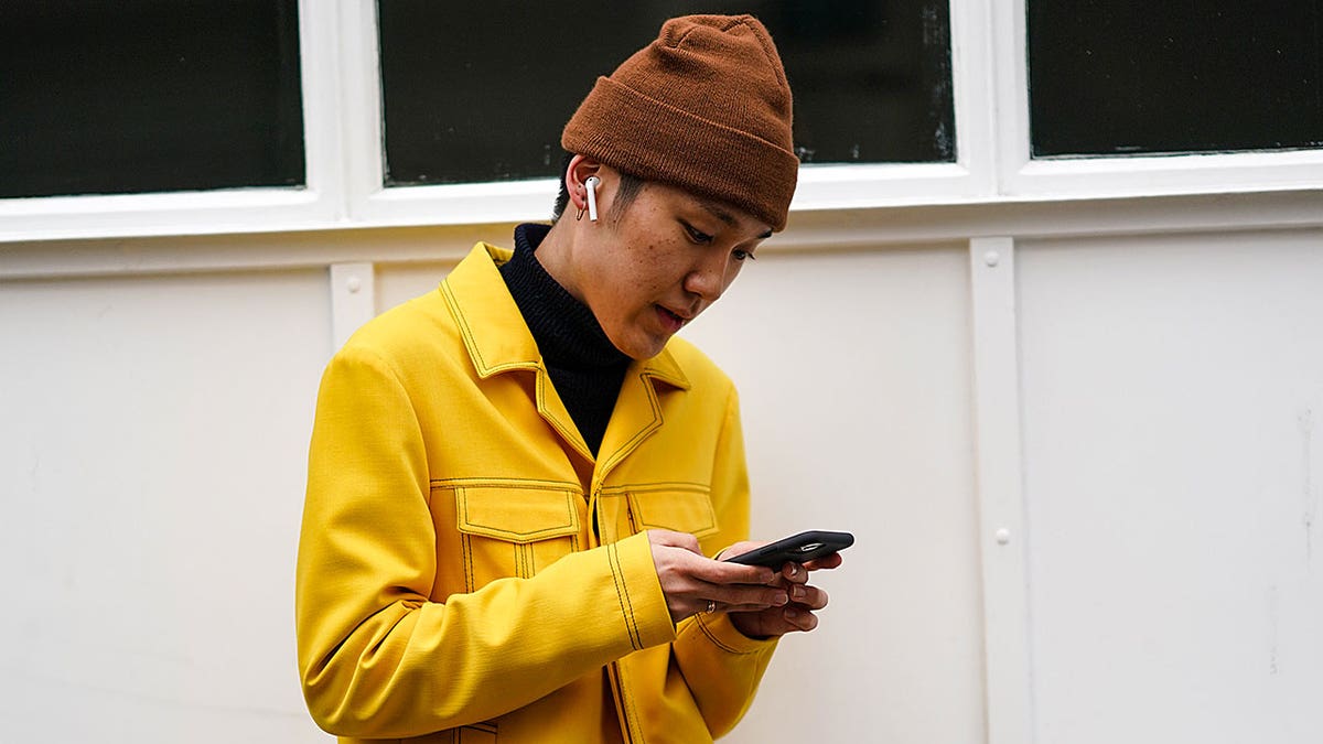 Gizli konuşmalar internette, milyonlar risk altında