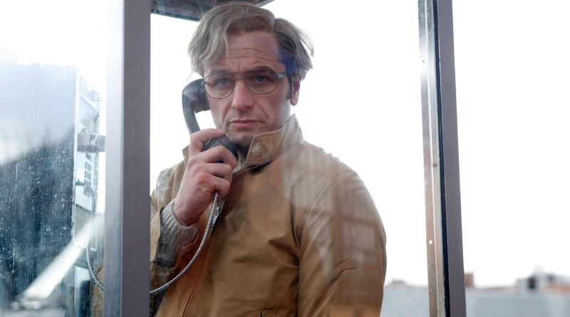 Soğuk Savaş gerilimi, aile sırları, karmaşık ajanlar